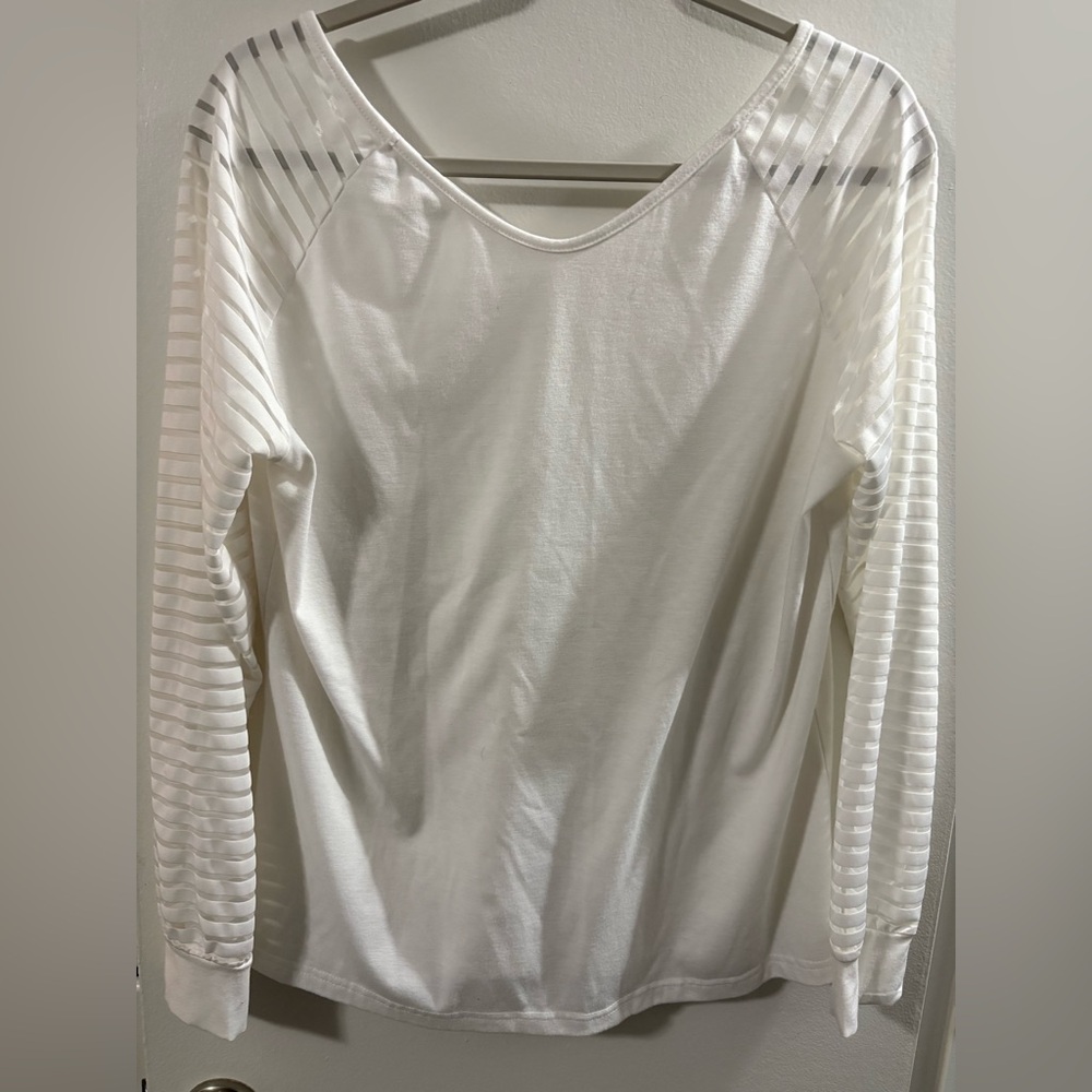 Elegant White Long Sleeve Women's Top